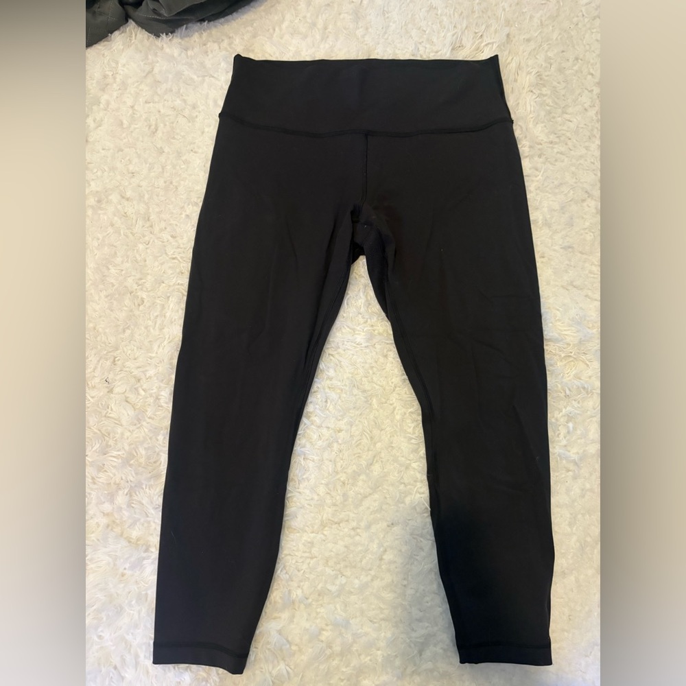 Lululemon leggings- Nulu fabric- 23in